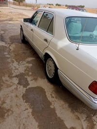 مارسيداس جامبو300 موديل87 سيارة خير من الله حدادية جديد تخم تاير جديد ...