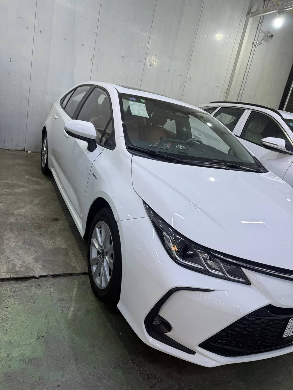 كورلا هايبرد ٢٠٢٥ شكل خليجي
ماشية ١٧ الف
داخل جلد مشمشي
كفالة عامة 
مكان السيارة بغداد
***********
