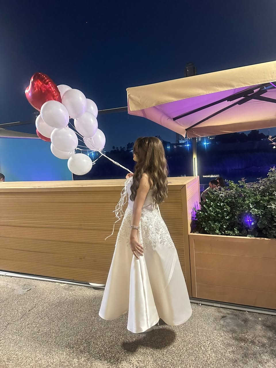 فستان لون اوف وايت يلبس قياسm/s ماخذته ب١٥٠ ابيعه ب٧٥  لابسته بس مره وحده العنوان بغداد توصيل٥


**إذا كنت صاحب هذا الإعلان وتريد حذفه لأي سبب، رجاءا أرسل رسالة إلى الدعم الفني**