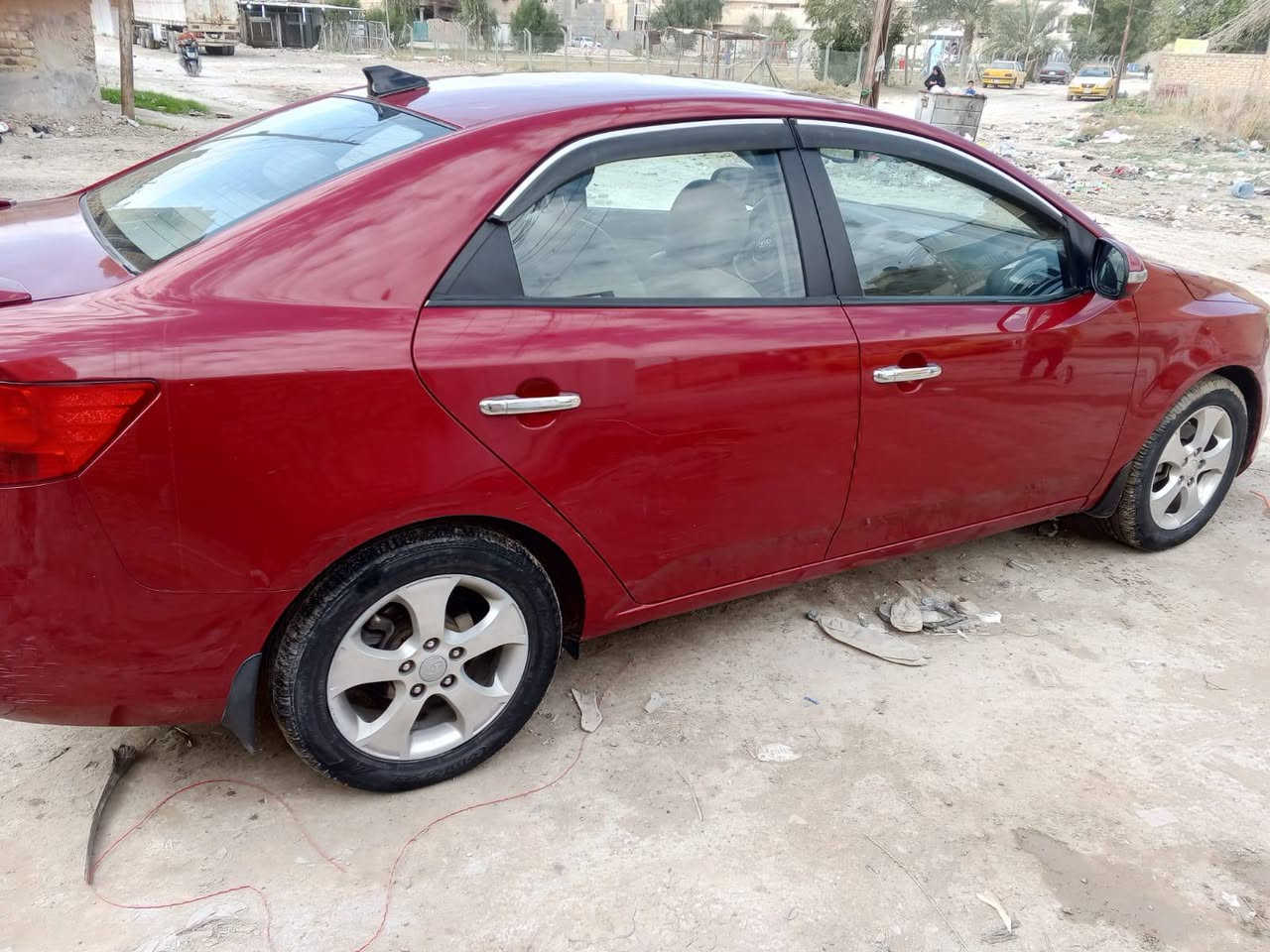 سياره فورتي 2010 وارد امريكي محرك 2000 دوش تبريد ثلج رقم السياره بغداد مشروع وطنيه سياره باسمي تفاصيل بالسونر فيها خمس قطع صبغ بدون دواخل مكان السياره بغداد سعر 95 وبيها مجال ***********
