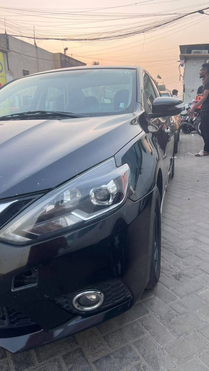 نسيان سنترا موديل 2019  وارد أمريكي فوول مواصفات عدا الفتحة
بصمة تشغيل 
فئة ال SR رياضي
مثبت سرعة
مانع انزلاق
حساسات جانبيه وامامي
تدفئة كشنات     رادار
نظام سبورت
نظام ايكو 
كامرا خلفية السيارة كير ومحرك خير من الله المكينه 2000
تبريد شغال حادثه جاملغ وشوي من البنيد والباب الخلفي مرشوش السياره
العنوان بغداد 
السعر 108 
للاستفسار الاتصال على الرقم الأتي..
***********
