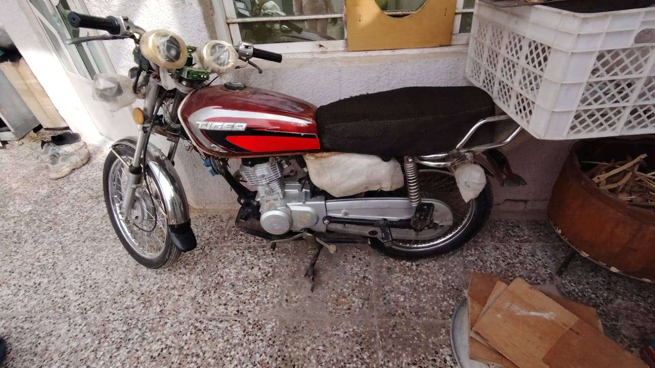 سلام عليكم دراجة يراني 4كير البيع 
موديل 2020 دراجة نضيفة عوزهة بي باتري /, اوراقهة كاملة مكينتهة حلوة ناعمة مكاني بغداد قريب على بسماية 
رقم الهاتف ***********
سعر 550وبيهة مجال
