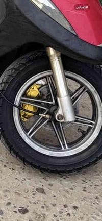 صدر رياضي اصلي كلش نضيف لا نضوح ولا طسة وشيال هم اصلي للبيع الصدر ب٧٥ ...