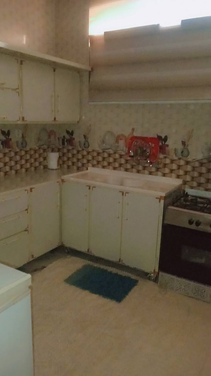 دار للبيع طابو صرف.. 105متر.. مربع ركن.... على شارع20

بحي العسكري شارع ٦٠ الفرع العريض مقابيل حسينية ام البنين..
بي غرفتين وصاله ومطبخ وبراني مامسكوفة وصحيات خارجية وداخليه.... 
السعر خاص او الاتصال على الرقم ***********
