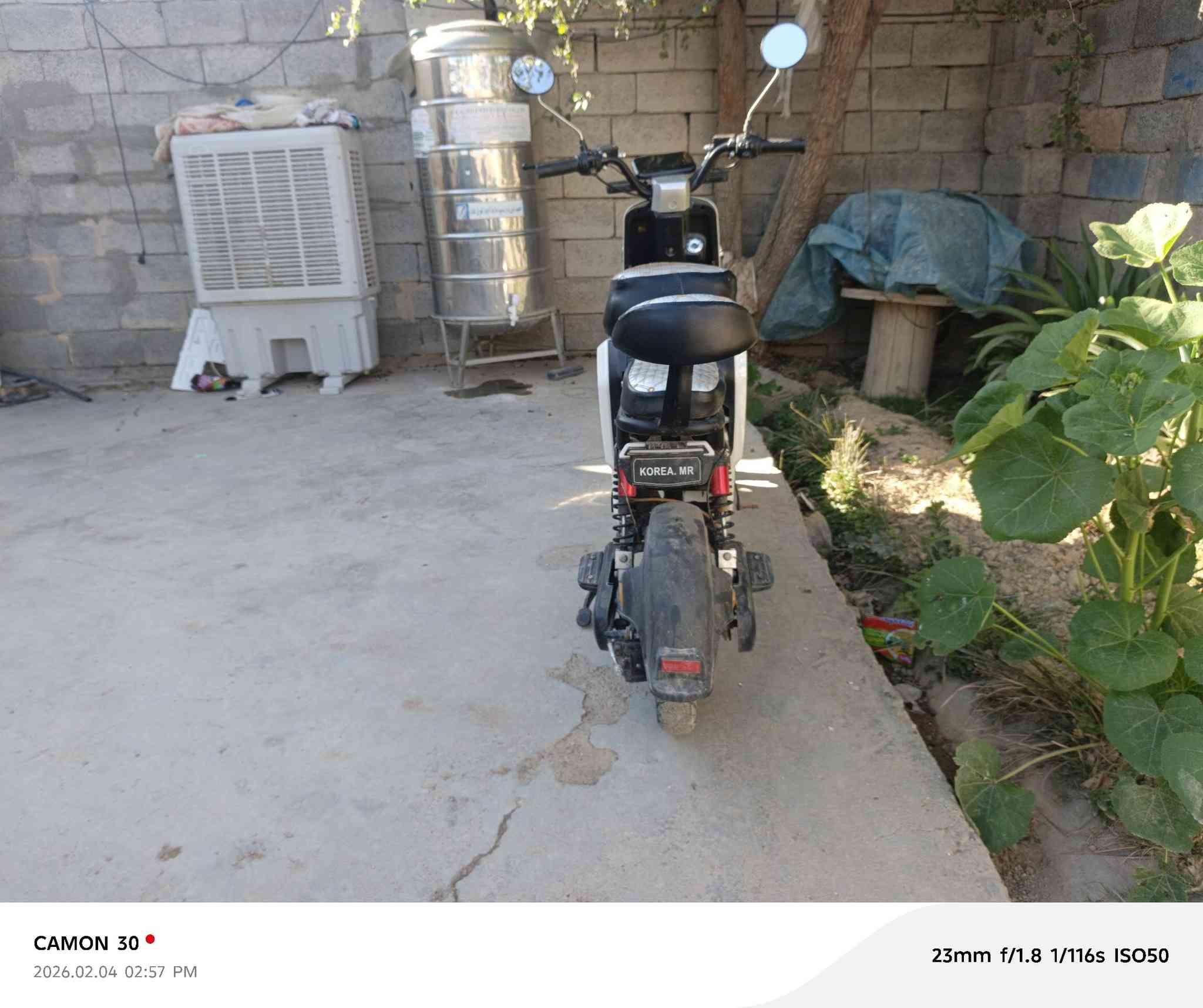 سلام عليكم دراجه شحن R9 فول مواصفات موديل 25 كامله لون ابيض مميز السعر 300الف بكاني ديالى كنعان متواجد رقم ‏‪***********‬‏ و خاص الشراي يجي
