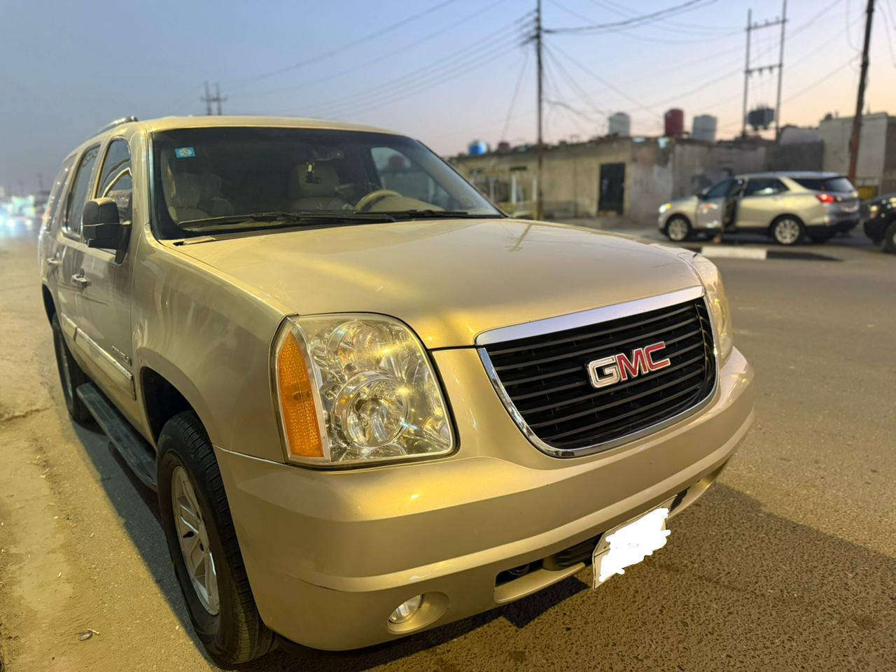 يوكن (ادوات) 2008 خليجي جديدة كارتون السيارة كفاله من الكص والسرقة والعشاير
فول مواصفات اعلى فئة SLT جاهزة من اي نقص مكينة وكير كفالة حدادة تبريد تايرات دشبول جديد ماشية 177الف كيلو وماكو بموديلها هيج مشي السيارة مامتعوبة ابد 
مكاني بصرة السعر $97 رقم الهاتف:***********
