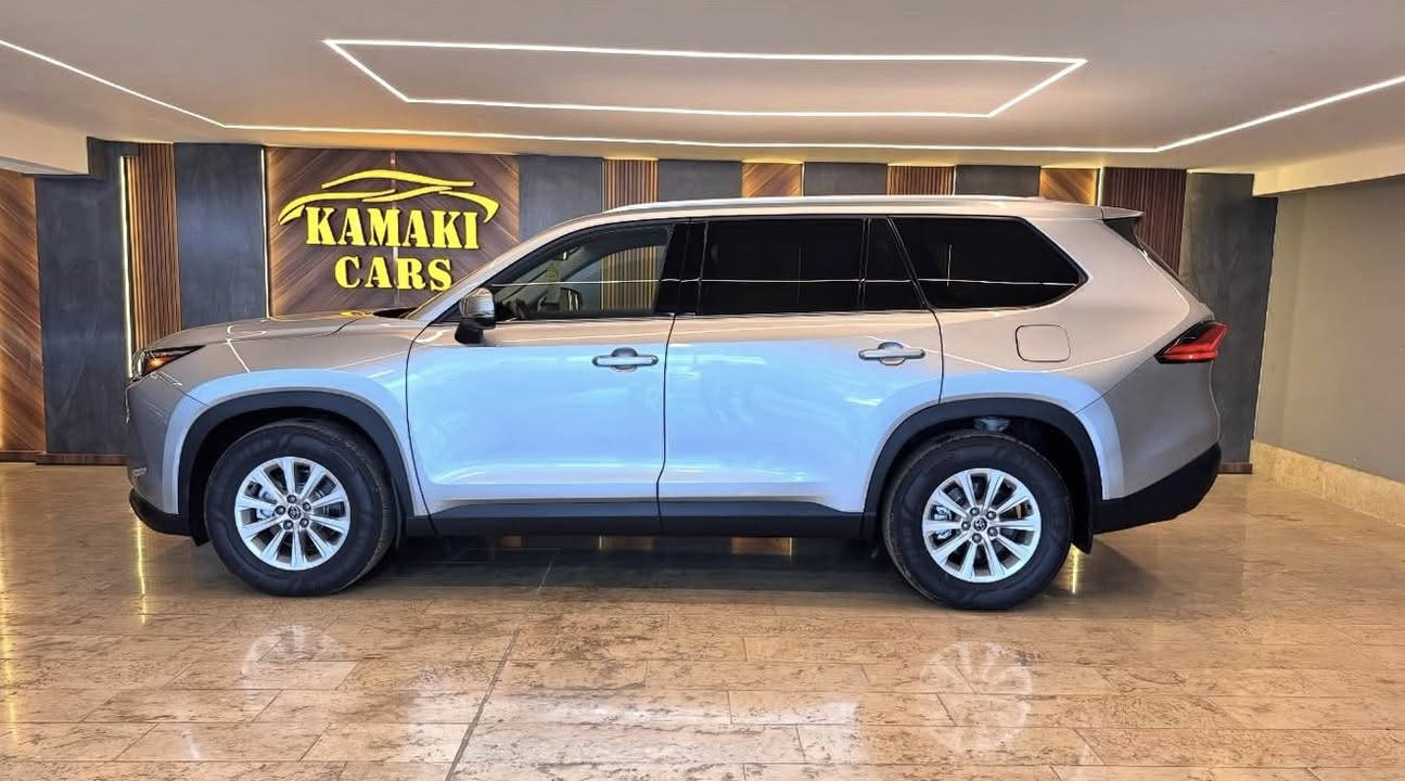 السياره دهوك كلين تايتل
للبيع او المراوس 
السعر41000$ وبيها مجال 

تويوتا كراند هايلاندر 2024 ماشية 35000 ميل بعدها زيرو

مواصفات XLE AWD
كشنات جلد وكهرباء 
دفع رباعي
تدفئة بالكشنات
تدفئة بالستيرن
7 راكب 
شاشة كبيره وعدادات شاشة
بصمة تشغيل وابواب
تبريد 3 مناخات 
3 قطع تبريد 
وضعيات قياده
هاندبريك بصمة
لايت اوتو
لايت زينون 
صندوق كهربائي
بردات حلفية
محافظة على المسار
نقاط عمياء
رادارات امامية وجانبية وخلفية
اوتو ستوب 
                    ***********واتساب 📞📞📍ب دهوك
