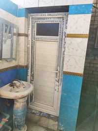 بيت للايجار في حي اور  قرب مدرسة الإستقامة طابق ارضي متكون من استقبال+...