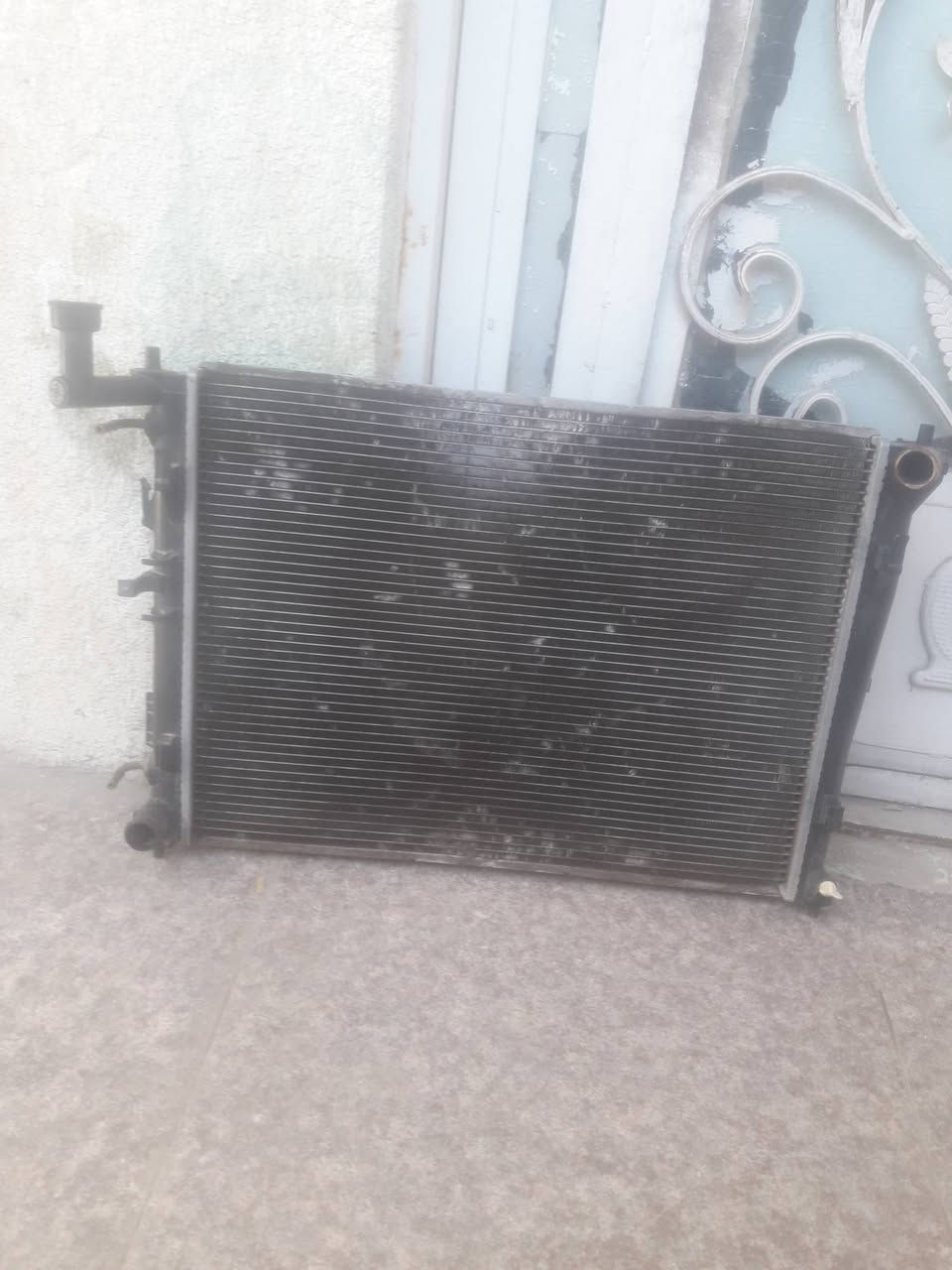 السلام عليكم اخوان راديتر افانتي النترا ٢٠٠٩ للبيع بلاديه بيه فطر جدا بسيط السعر ٥٥ وبيه مجال / بغداد العامريه هاتف *********** تحياتي
