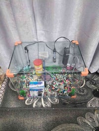 حوض اسماك • كامل الملحقات • ٤٠×٥٥×٣٧