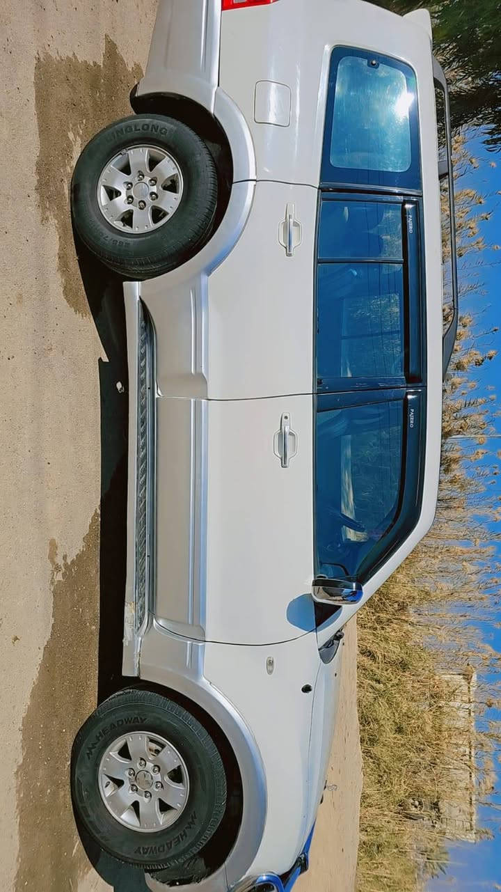 السلام عليكم باجيرو للبيع 207سياره جديده وضع شركه كفاله بيه شبر بارد فقط والباقي كفاله 6سلندر 3800المرغوب لوگير شغال خويه كامله لاستفسار اتصل ***********
سعر 120بيه مجال
