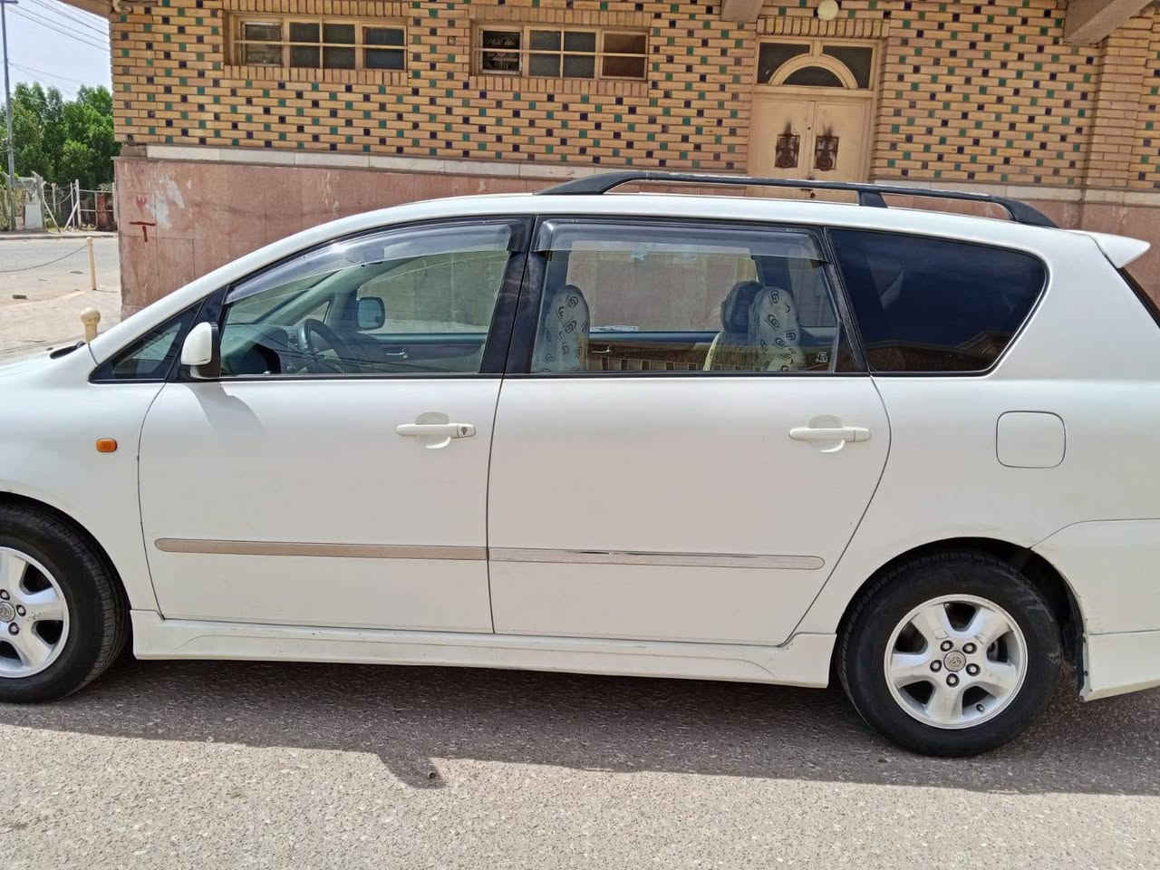 بيع مستعجل  ✅
ابصم تو ويل موديل 2003 
نضيفه جدا واستخدام بيت السيارة رقم كركوك  . كير محرك حدادية تبريد 3 قطع خير من الله السيارة  . 
قرار 102 تم الفحص والهزة  باقي على دفع الكمرك وتكمل معاملة التسجيل 
السعر التواصل على الرقم 
‏‪0774 626 8250‬‏ واتساب ✅
