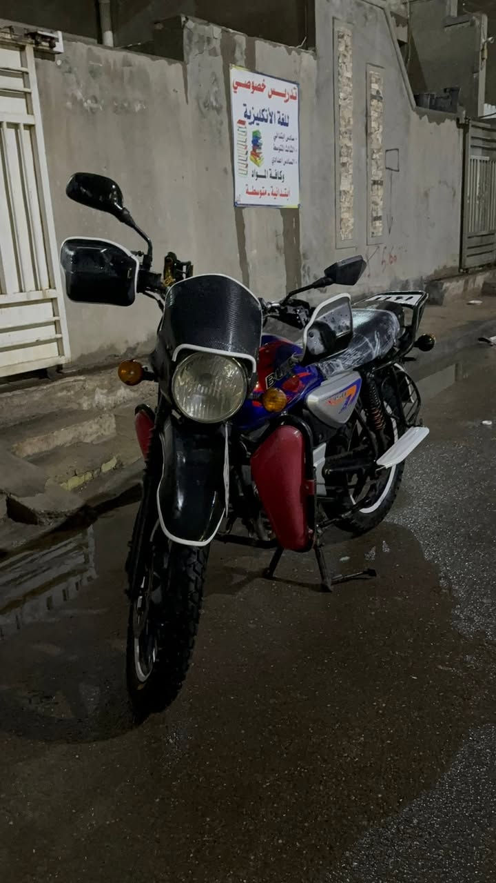 سلام عليكم دراجه للبيع بوكسر 2021 نزول 2022 رقم سنويه دراجه نضيفه ما مشتغله دلفري ماشيه 13 الف كلش نضيفه الدراجه امانت الله تعال شوف السعر 1800 مكاني كرخ متواجد غزاليه وحريه اتصال واتساب للأستفسار اكثر  ***********
