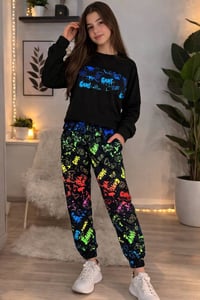 ملابس أطفال • للبيع