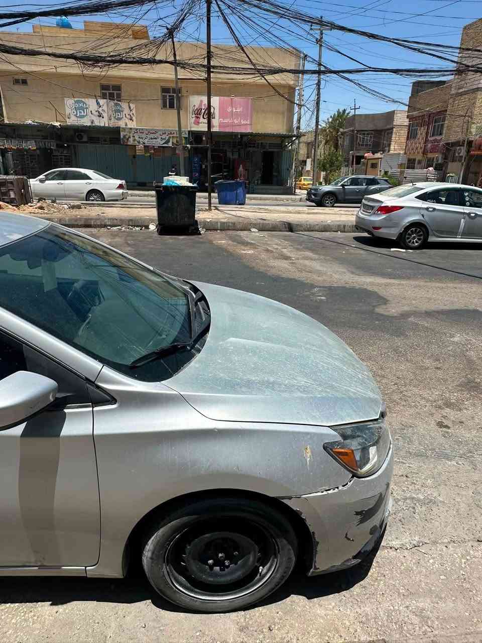 نيسان سنترا 2016
كلشي بيها شغال ماعدة الكير كايم
حادثها باب السايق والبنيد بامريكا
تبريد مكينه كلشي بيها مابي اي مشكله
بس الكير كايم 
ب 95 وبيها مجال مكانها كربلاء
***********
