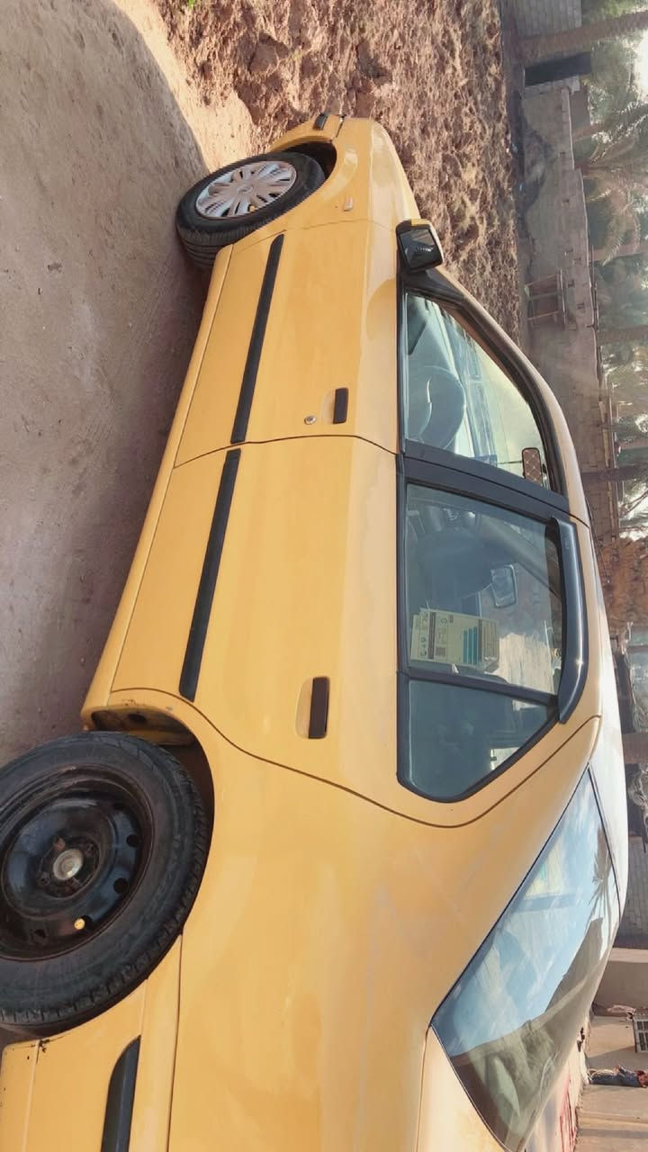 سلام عليكم سمند للبيع عليه هيئه سياره نضيفه بلاديه مكفوله كير مكينه راعيه الشرعي موجود شرط التحويل سعر29 وباقي التفاصيل اتصل ع رقم ***********
