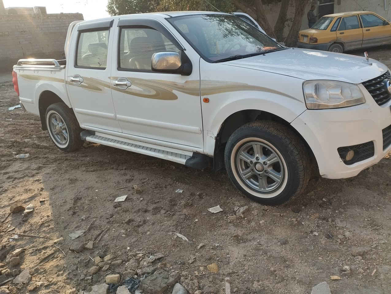 كريت موديل 2015 مكفوله كفاله عامه 
كير محرك حداده كل جديد 
سياره جازه وخير من الله سعر 83 قفل 
شراي هلا بيك اتصل وتدلل مكاني ديوانيه 
***********
ترهم مراوس بالانتره تكسي فقط
