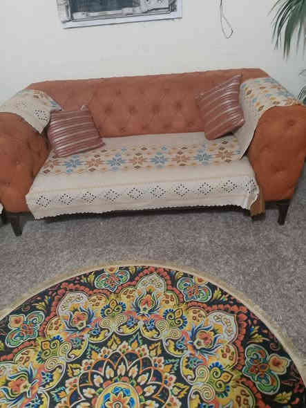 تخم قنفات للبيع المكان حي اور 7مقاعد
