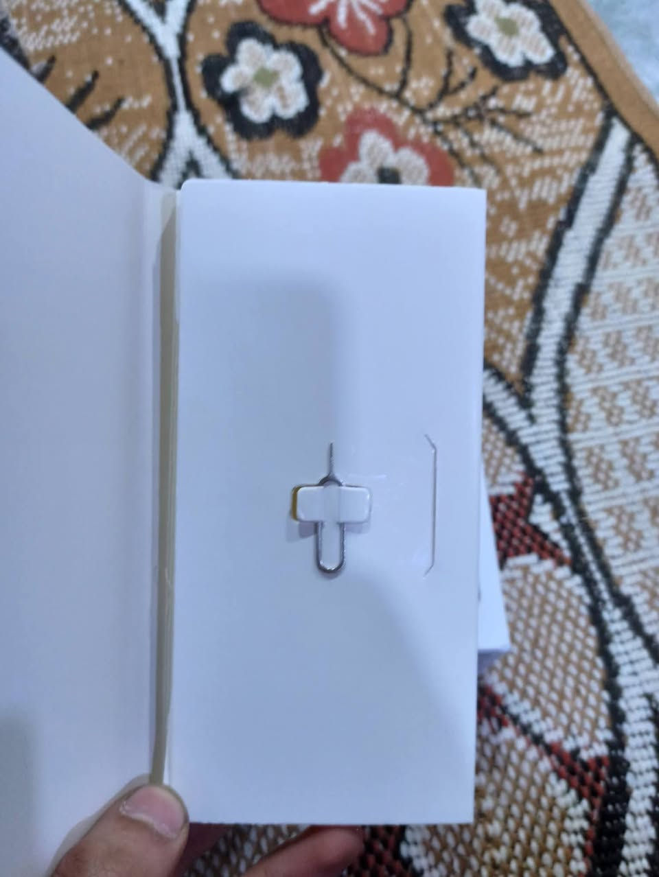 السلام عليكم الجهاز للبيع ريدمي نوت 8 برو نضيف كلش كلشي ما مبدل بي الجهاز صارلي شهر ونص من مشتري و يدعم  60 بل ببجي بدون لاك ذاكره 256 و رام 8 كاميرا واضحه و تدعم الذكاء الاصطناعي و HDRو البطاريه 5000 ملي امبير يدعم الشحن السريع + كامل ملحقات شاحنه كيبل الكرتون مالته واير حافظة الجهاز خير من لله لو ما محتاج جا ما بعته مستعجل ع بيع السعر 200 بي مجال قليل حك الجيه العنوان بصره حيانيه شارع موسئ الكاظم هذه رقمي ***********
