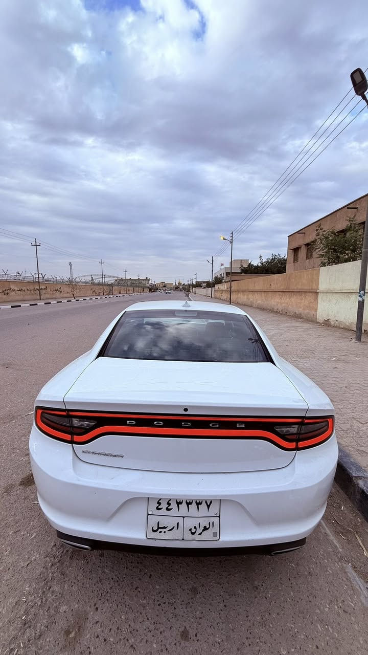 السلام عليكم جارجر مديل 2016 SXT كندي كفاله ماشيه 100 بيهه بلعراق حالوب خفيف كلش مايبين مكينه وكير وتبريد وحداديه بلكارتون كلهه ع بلاد مامشتغله خط ابد سنويه انتهت العنوان البصره القرنه ***********
