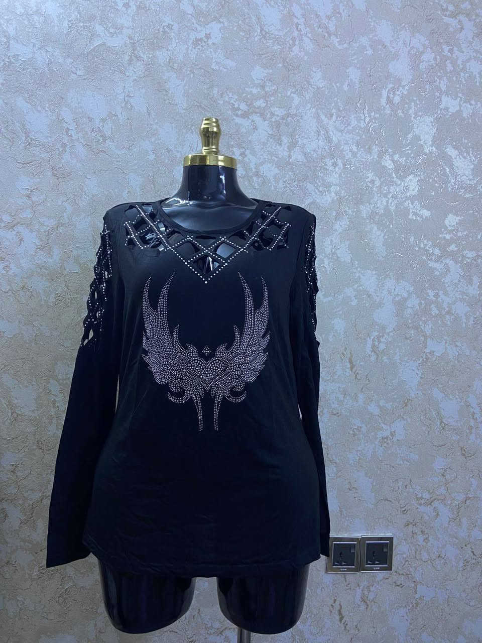 كولشي داخل المنشور عل 3 الاف فقط  تاخذون اكثر من 8 قطع توصيل يكون مجاني كله جديد يشهد الله جديد وبل جيس ليبل  كل القياسات متوفره


**إذا كنت صاحب هذا الإعلان وتريد حذفه لأي سبب، رجاءا أرسل رسالة إلى الدعم الفني**