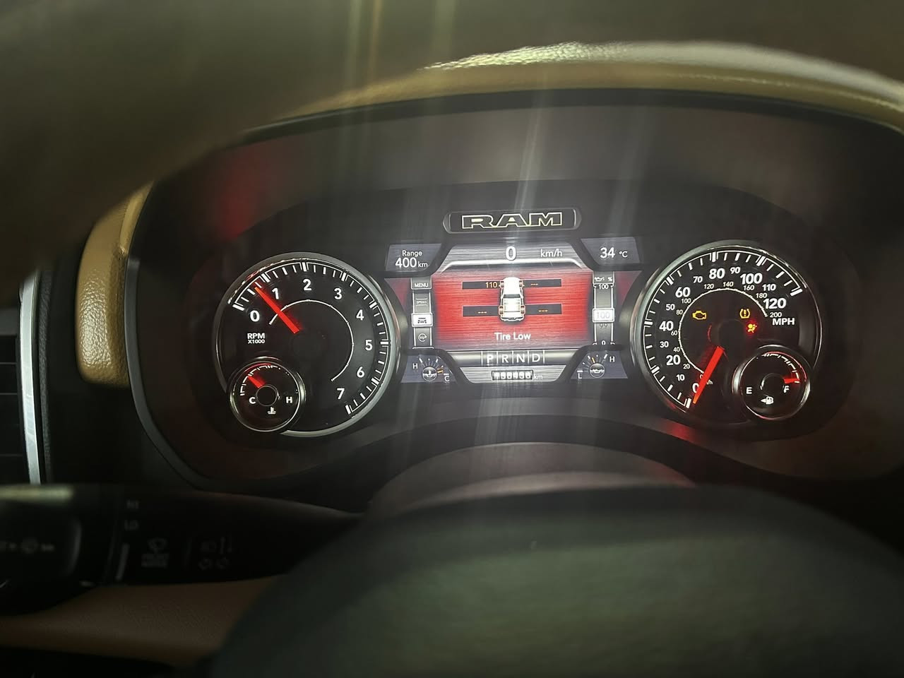 سلام عليكم دوج رام موديل 19 رقم بغداد ميز السعر 23 وبيه مجال رقم *********** مكين 8 سلندر
