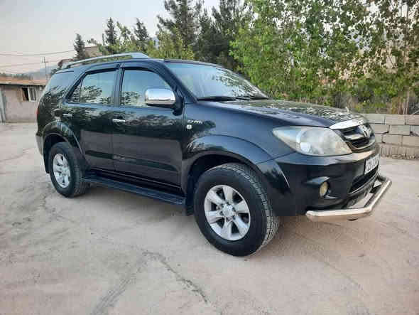 توێتا فۆرچێنەر مۆدیل 2006 گێرو مەکینەو توندوتۆڵی تەبرید ساردوگەرمی دەبل اکسل بەشەرت سەنەوی نوێیە تاکۆتایی 2027 تەحویل غەرامەی بەشەرت چوار تایەی نوێیە دوو پارچەی بۆیاغە بۆنیت چاملغی لای سەکنی لەگەل کەمێک لەشانەی پشتوپێشی کەپسە بێ دەعموو بێ لێدران. سیارەکە زۆرجوان ماوەتەوە یەک دینار مەسرەفی تێدانیە چوار تایەی نوێیە نرخی 120$معامەلە شوێن شقلاوە بۆزانیاری زیاتر پەیوەندی بکە 
***********
*********** شقلاوة
