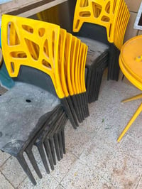 ميوزه ٧ • كراسي ١٨ • طاولات مرمر ٣