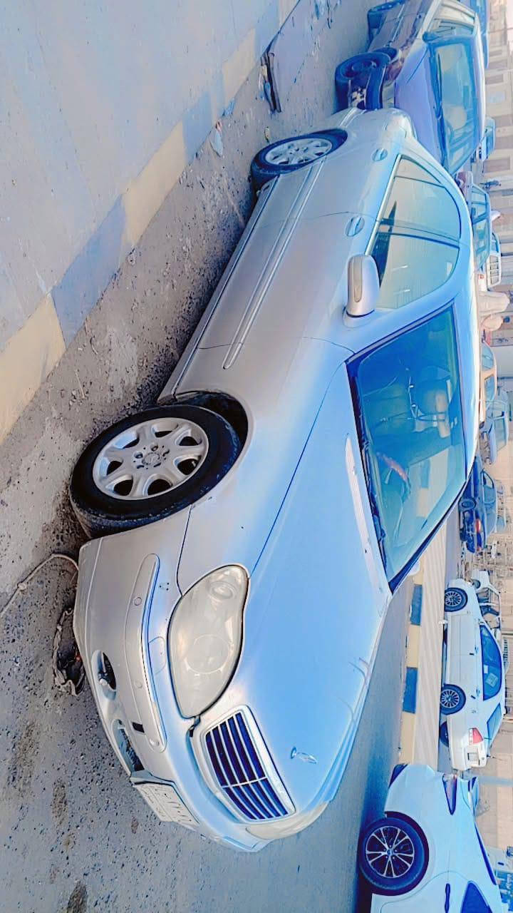 البيع مستعجل غواصه 2004 S500محرك وكير وحداديه وتبريد جاهزه السياره 65 ورقه ماكو هيج سعر الشراء يخابرعلى ***********

