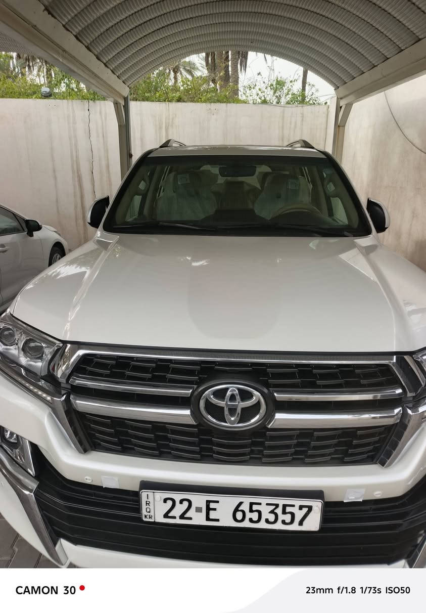 السلام عليكم لاندكروز 2021 كفال عامه ماشي 53 رقم ربيل سعر 525 بيها مجال بسيط 

***********
