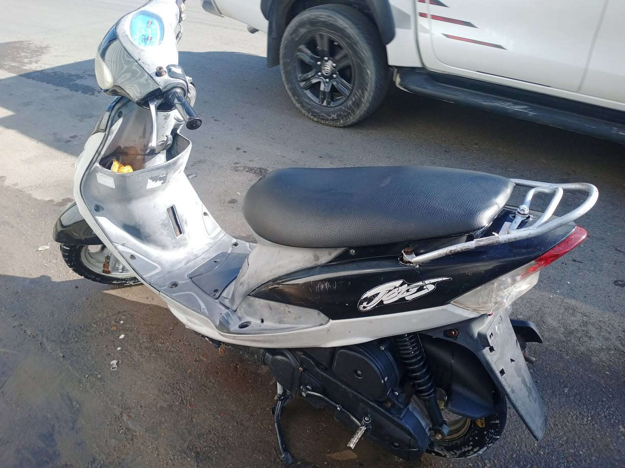 دراجه ماكس للبيع سعر 550 وبيها مجال بسيط العنوان بغداد مدينه الصدر. ***********
