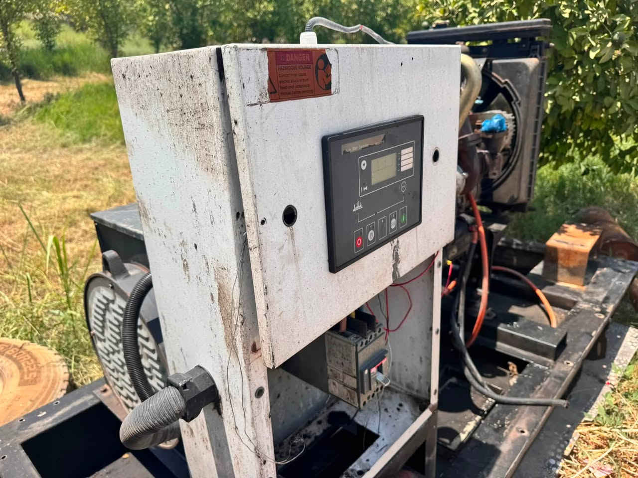 مولدات للبيع عدد (٢) 65KV والثانيه 80KV مكفولات محرك وتوليد ،حاويه ما مشتغلات بالعراق ماعدى تشغيل الفحص للاستفسار يرجى الاتصال على الأرقام التأليه ***********، ***********
