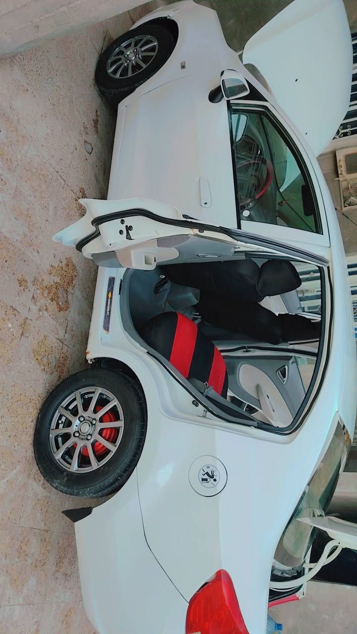 السلام عليكم شوفرليت سايل موديل2012 سنويه ل26 سياره جاهزه ونضيفه دخم تاير حداديه تبريد تتفئه كهربائيات كله شغاله مبدل بيه صندوك فقط بيه ضربه موضحه بالصوره راجعه ع لبلاد سعر53 بيه مجال حك الجيه للأستفسار ***********
