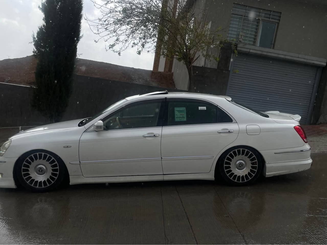 ماجیستا ساخ. فول فولە بە س جلدو هیتەر نیە  ناو زەرس دەشبلی رەقەم یەک گیرو مەکینە بە شەرتی یەک ساڵabsبیلاد بە شەرت ٥ دوگمەی سلاید ٣ پەردە  سەلاجە ناو زەرەد ٤ کوشن کارە با کوشن خەزن. ٢٠٠٥ سایەرەکە مالی دۆستە بی چال بی شوخو ت  ٣ پورچەی ئەورو پای هەیە بی دەعم بی ناو گرتن. لە سەر شوخت 
ژم *********** السليمانية, العراق
