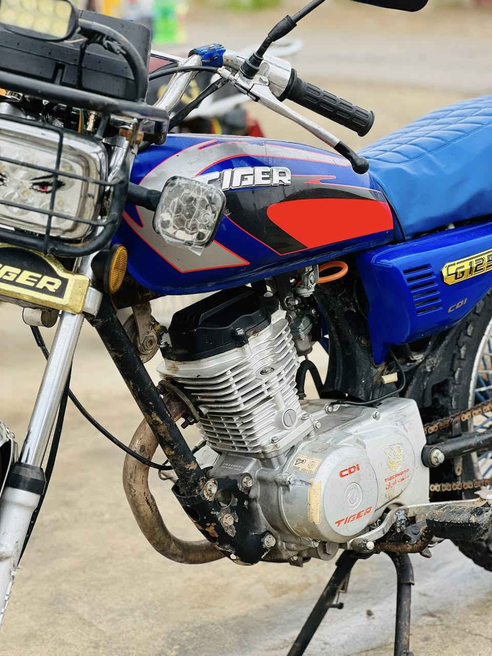 السلام عليكم دراجه 21 تايكر مرتبه  واحلا منن الصوره محرك ناعم  مبدل بيه ولفات فقط  سعرها 350


**إذا كنت صاحب هذا الإعلان وتريد حذفه لأي سبب، رجاءا أرسل رسالة إلى الدعم الفني**