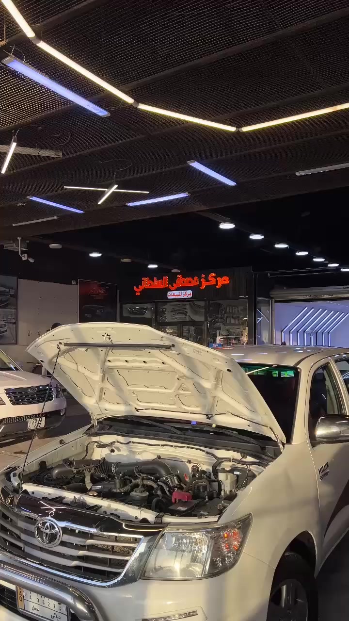 سلام عليكم تويوتا هايلوكس 
موديل 2014
شاصي 19
رقم ديالى 
للاستفسار الاتصال على الرقم التالي ***********
