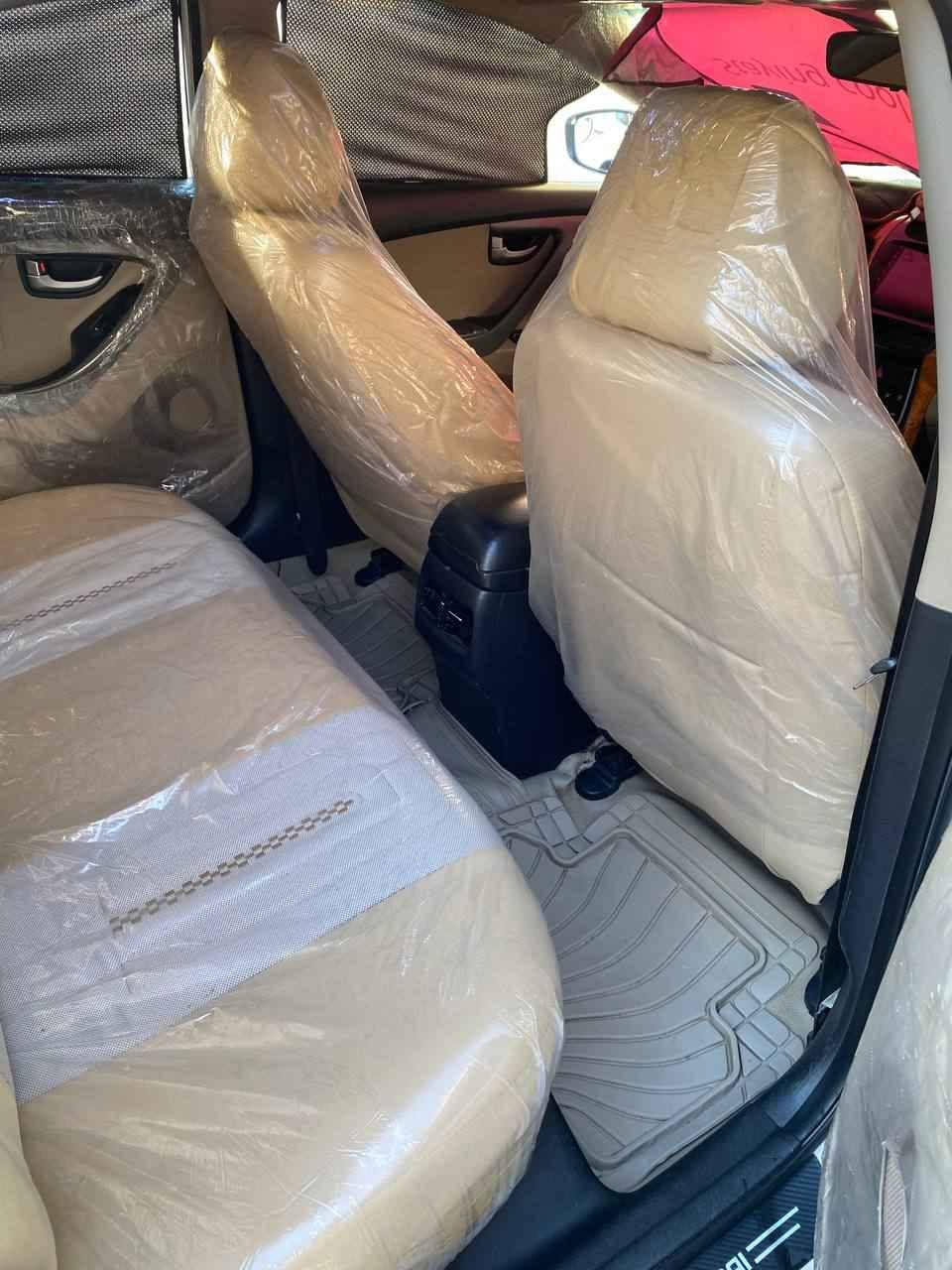 السلام عليكم.. للبيع سيارة إلنترا 2015 خليجي فول مواصفات، محرك 1800. السيارة رقم بصرة دولي والسنوية باسمي. بخصوص البدي: بيها بارد قليل بالباب والجاملغ. السعر المطلوب 118 ورقة (وبيها مجال للشراي).
للاستفسار والاتصال: ***********
(ملاحظة: الاتصال هاتفياً فقط لعدم التواجد على الفيس بوك). البصرة, العراق
