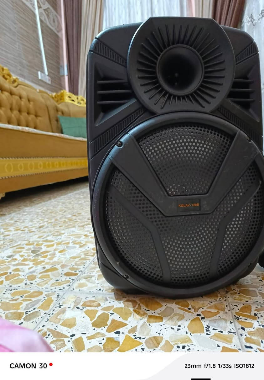 السلام عليكم
سبيكر شحن  مع استاند اخو الجديد مامستعمل 
مستعمل ايام قليلة جدا
يشتغل بلوتث وفلاش 
السعر 60
مكاني بابل
حجم 12 انج


**إذا كنت صاحب هذا الإعلان وتريد حذفه لأي سبب، رجاءا أرسل رسالة إلى الدعم الفني**