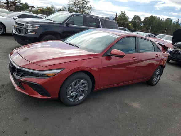 Hyundai Elentra 2024 HYBRID
بانزين + كهرباء ( رقم + كمرك معي عل دوله) ⛔️
شراء جديد 
تستلم واصل دبي بدون تصليح
#السعر 97 ورقه
للأستفسار الاتصال على الرقم التالي
***********
*********** مهندس مصطفى
