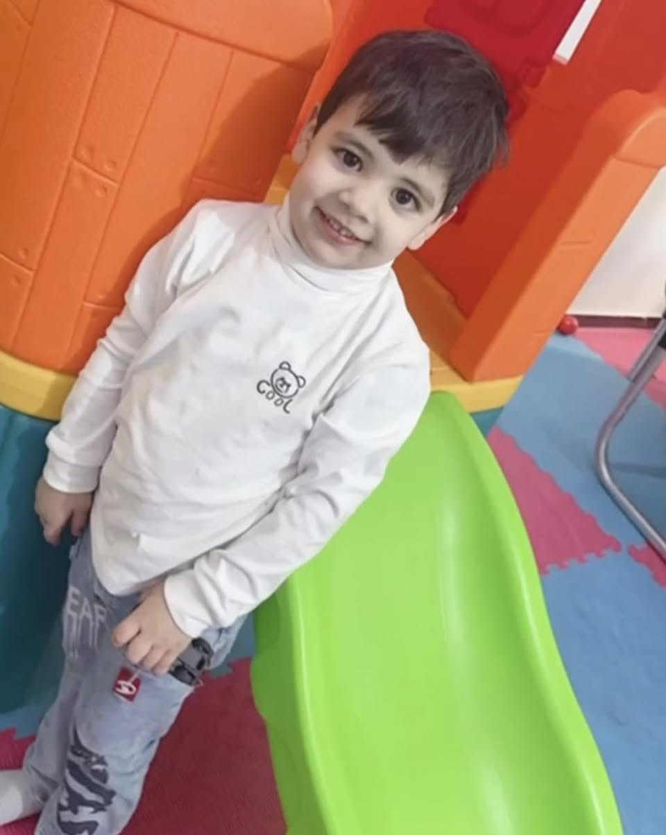 في شهر الخير.. طفلكم في أمان وضيافة غير! 🌙
بمناسبة قرب حلول شهر رمضان المبارك، نفتح أبوابنا لاستقبال عصافيركم الصغار في بيئة مليئة بالحب والتعلم. ولأن رمضان شهر الكرم، قررنا نهديكم هدية مميزة:
• خصم خاص 25% على رسوم التسجيل لكل المنضمين الجدد! 🎁
• ⁠يكون الدوام نظام الشفتات 
• ⁠الشفت الاول الصباحي من ٧ ص-٢ونص م 
• ⁠الشفت الثاني المسائي من ١ل٥م 
• ⁠الشفت الثالث المسائي من ٨م ل١١م 

كما نحرص على تقديم وجبات تغذية صحية يومية (وجبة غداء)متكاملة لضمان نمو صحي وسليم لأطفالنا الأعزاء 🥗🍎

• الموقع: حي الأمير - مقابل مطعم "زيت وزعتر".
• ⁠للاستفسار 
‭٠ ٧٨٧ ٢٨٦ ٠٤٢٠‬

اجعلوا بداية طفلكم التعليمية مباركة في هذا الشهر الفضيل. المقاعد محدودة، سارعوا بحجز مقعد صغيركم الآن!
