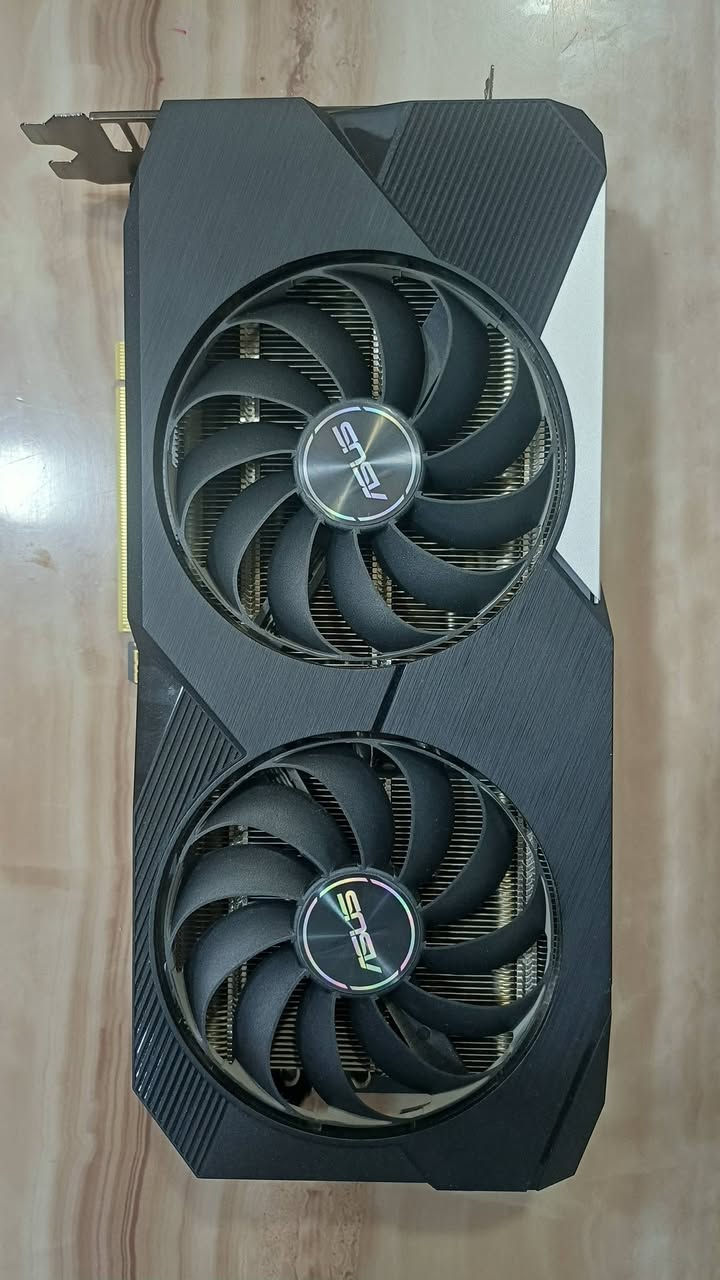كارت شاشة Asus Rtx 3070 oc 8 GB للبيع ب ٤٥٠ الف فقط اخو الجديد استعمال قليل جدا
مكانه بغداد المنصور 
***********
