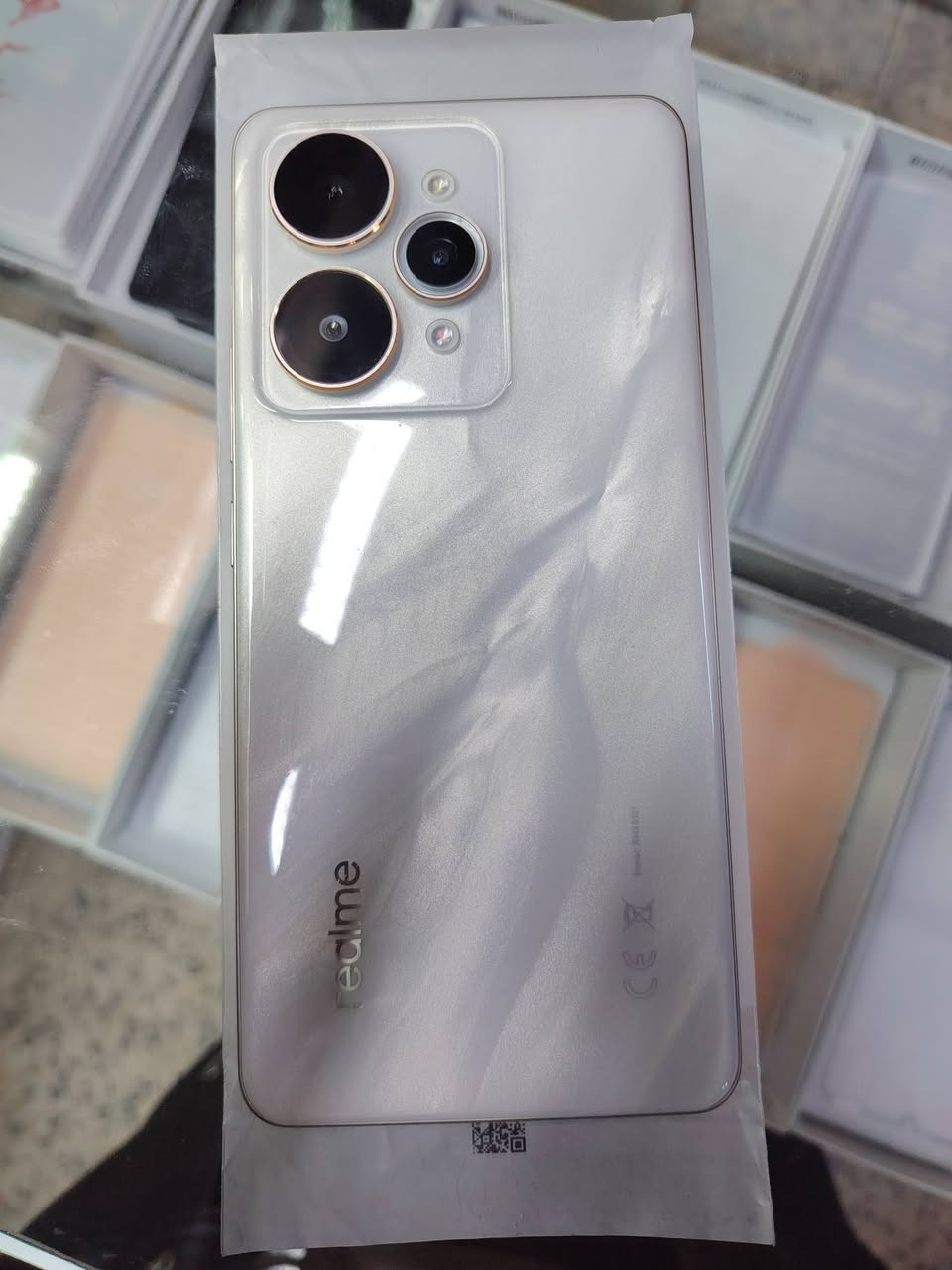 ريلمي 15برو فايف جي
ذاكره 512
رام 26
بطاريه 7000
جهاز جديد حيل نضيف شرط انطيك شخط مابي 
ضمان محل اشبوع 
سعر 510
***********
