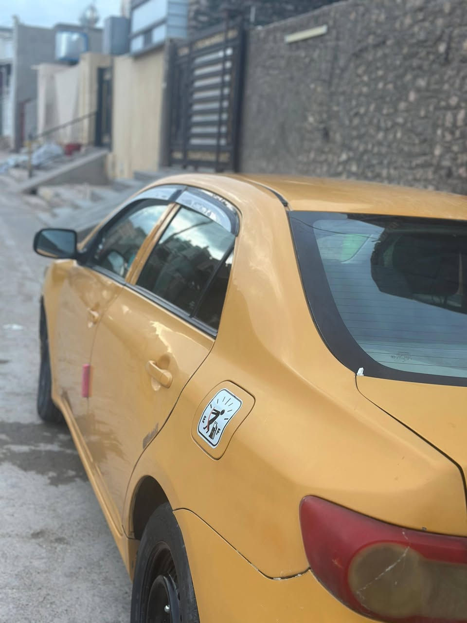 السلام عليكم من رخصة الأدمن
كورلا موديل 2013LE
كير +محرك مال 19 ضررهه جاملغ اليمين وشوي من البنيد 
تبريد فلاونزه ثلج ❄️ 
تدفئه
شاشه +كامره +داش كام 
دومشه جديده لايتات زنون 
سياره جاهزه من كلشي المكان الرمادي الخمسه كيلو
السعر 115$ بيهه مجال حك الجيه موجود واتس *********** او رصيد 
تجي تفحص وتشوف بعينك الي مو شراي لايكسر بحلال العالم رجاء مكان سياره رمادي
