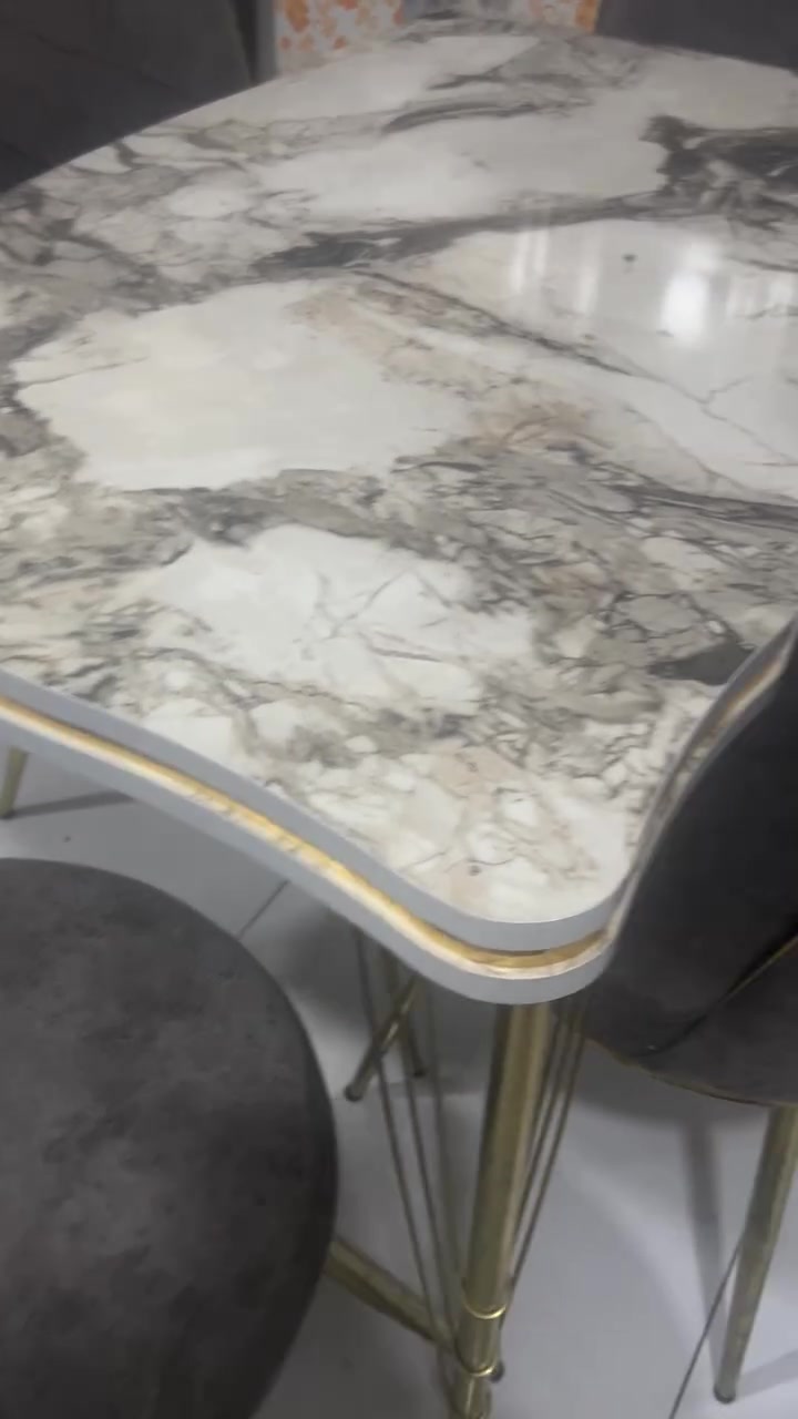 ميز طعام للبيع ٤كراسي المكان بغداد البياع السعر ١٥٠ وبي مجال نظافه ١٠٠/١٠٠


**إذا كنت صاحب هذا الإعلان وتريد حذفه لأي سبب، رجاءا أرسل رسالة إلى الدعم الفني**