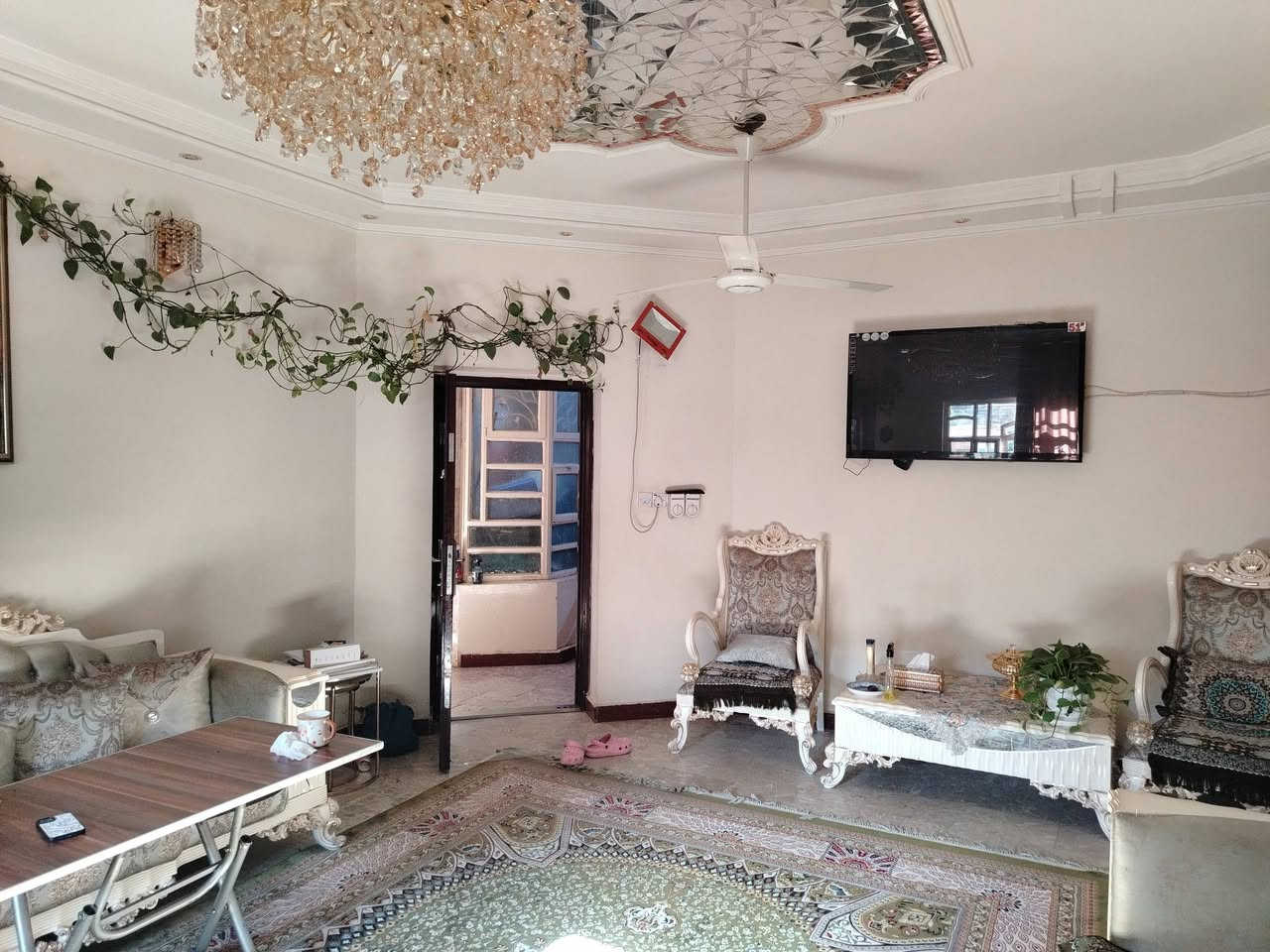 120 m
بناء 2011 واجه 7 وربع
4 غرف نوم / واحده في الأرضي
3 الطابق الأول.... صاله كبيره خدمات صحيات  عدد 2 الطابق الأرضي والأول
الارضيه مرمر.... العقاري 502
للاستفسار
*********** واتس
