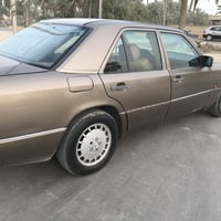 للبيع مارسدس موديل 89 للاستفسار هاذ رقم صاحب سياره ‭٠٧٨١ ٤١٧ ١٢١٣‬