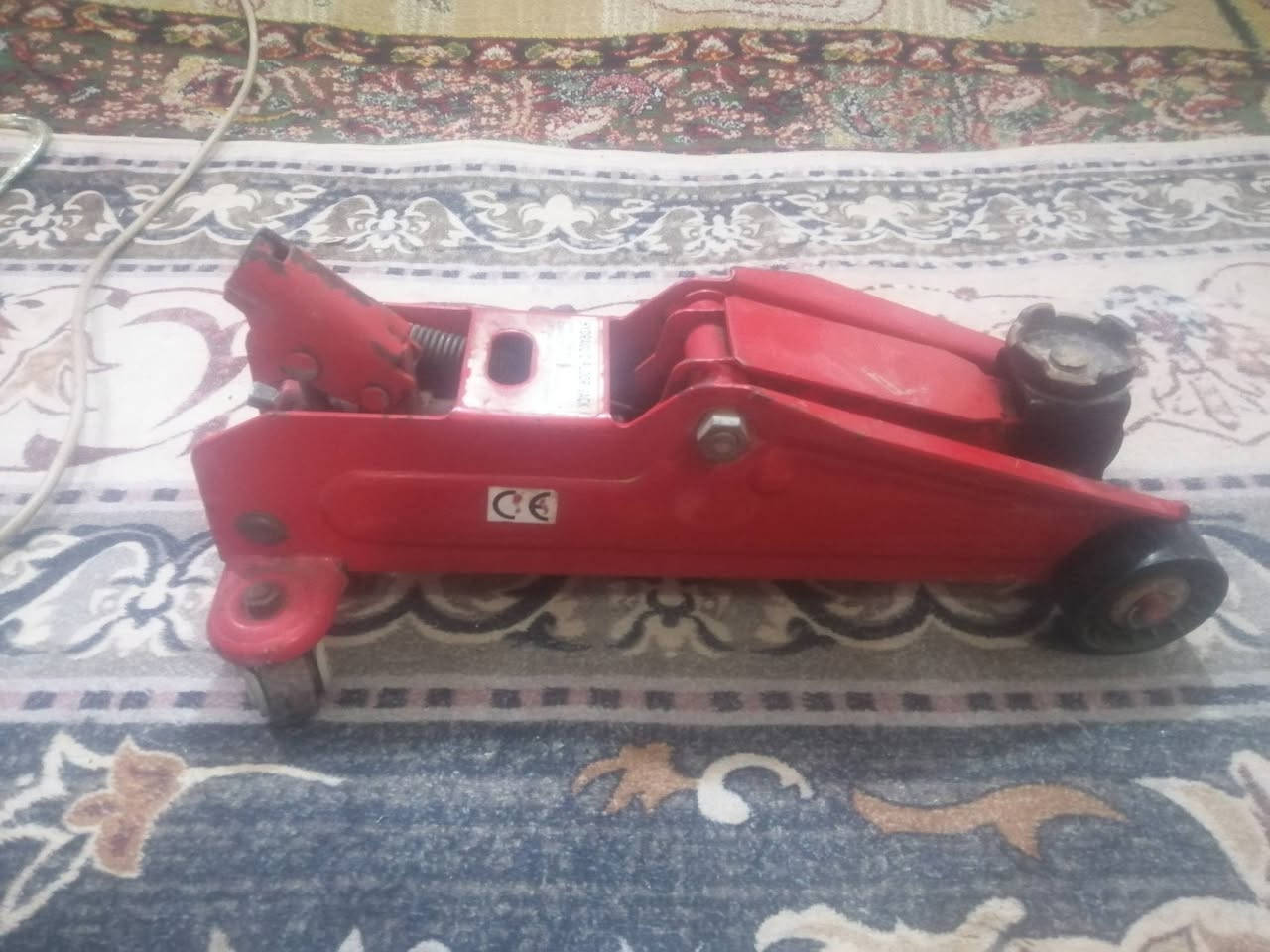 للبيع شغالات على الفحص
كلمن وسعره الاتصال *********** بغداد الحسينيه
