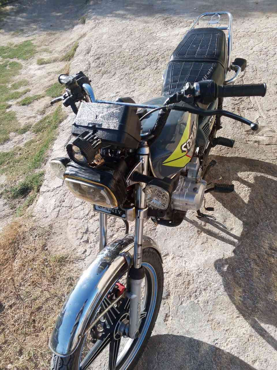 سلام عليكم  دراجة البيع سيفان موديل 21كهرابايات كاله شقاله وسلف شقال ومحرك نضيف مكاني بغداد موجود  ***********
