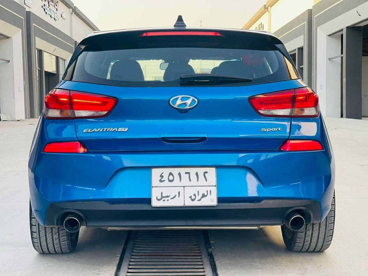 السياراه فول موصفات 
تحكمات ستيرن جهتين
تدفية كشنات
كشنات كهرباء
٣ وضعيات قياده
تدفية ستيرن
شفتات ستيرن
رادارات جانبيه
كامره دواره
لد امامي 
لد خلفي
تشغيل بصمه Singapore


**إذا كنت صاحب هذا الإعلان وتريد حذفه لأي سبب، رجاءا أرسل رسالة إلى الدعم الفني**