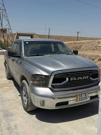 رام 1500 • باب قصير • حادثها حلو